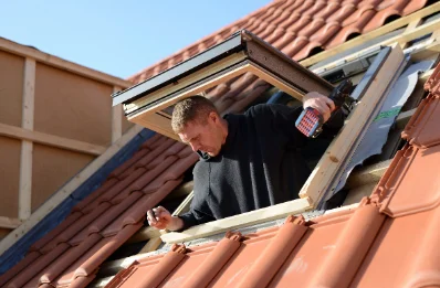 Pose de fenêtres de toit Velux à Thélod